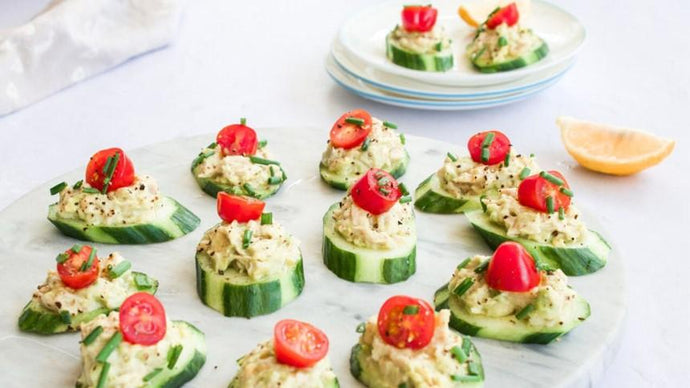 TUNA AND AVOCADO CUCUMBER TOPPERS