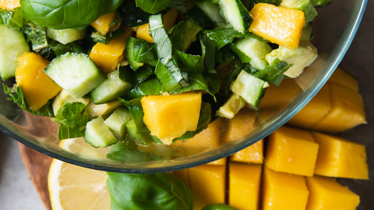 certified-organic-mango-and-avocado-summer-seasonal-salad-recipe-locally-grown